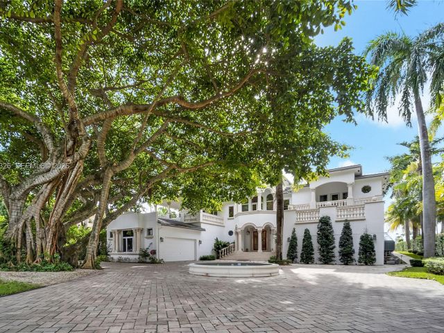 Дом в аренду по адресу 100 Palm Ave - фото 7522739