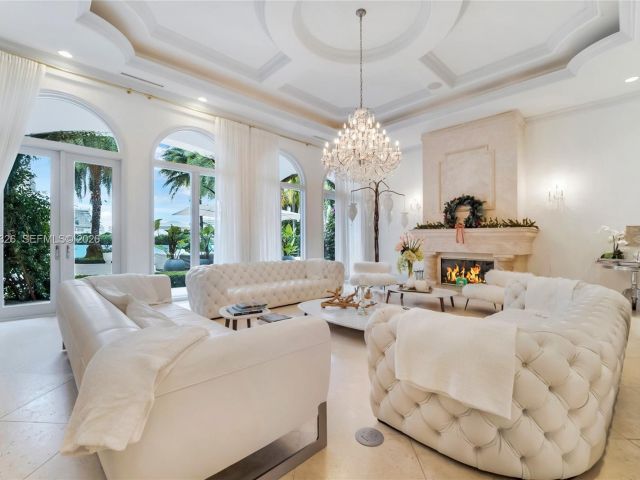 Дом в аренду по адресу 100 Palm Ave - фото 7522742