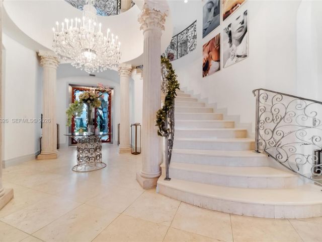 Дом в аренду по адресу 100 Palm Ave - фото 7522743