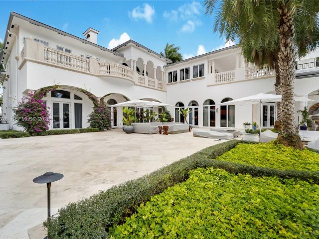 Дом в аренду по адресу 100 Palm Ave - фото 7522746