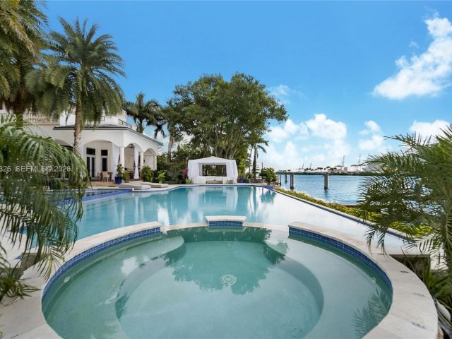 Дом в аренду по адресу 100 Palm Ave - фото 7522754