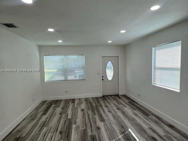 Продажа дома по адресу 743 NW 77th Ter - фото 7536953