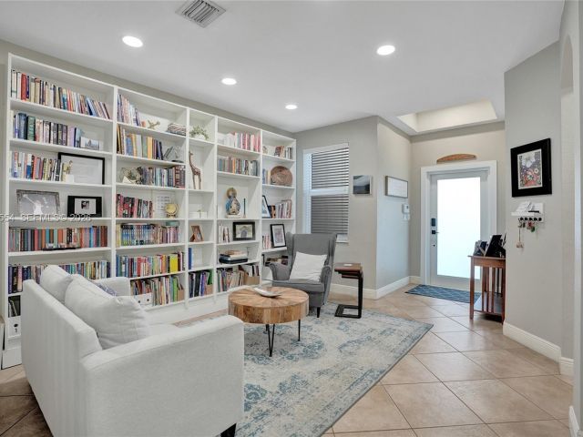 Продажа дома по адресу 12554 SW 125th Ter - фото 7522628