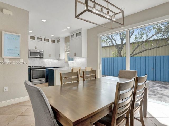 Продажа дома по адресу 12554 SW 125th Ter - фото 7522634