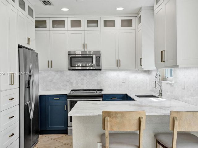 Продажа дома по адресу 12554 SW 125th Ter - фото 7522636