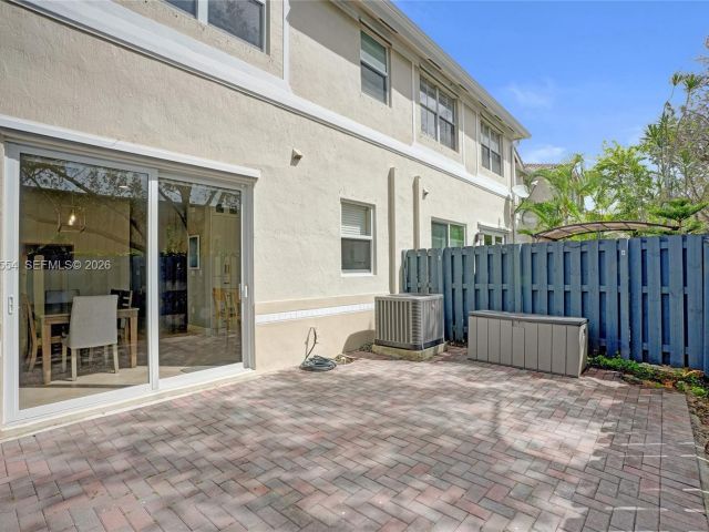 Продажа дома по адресу 12554 SW 125th Ter - фото 7522642