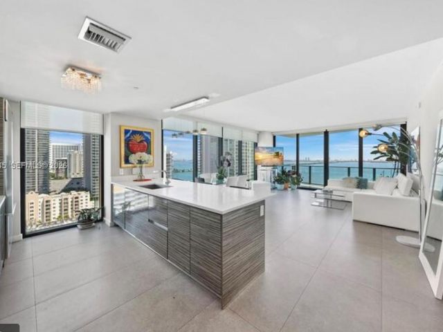 Квартира в аренду номер2001 - фото 7530184