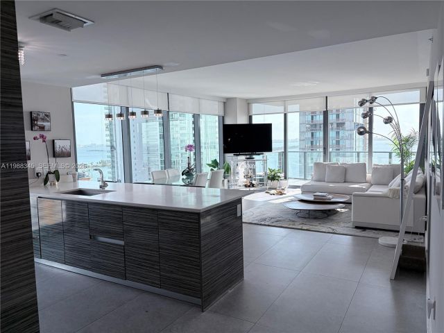 Квартира в аренду номер2001 - фото 7530190