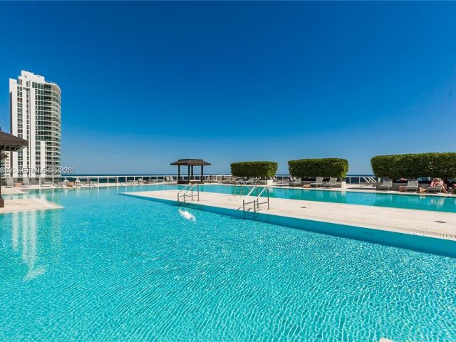 Квартира в аренду номер4504 - фото 7523893