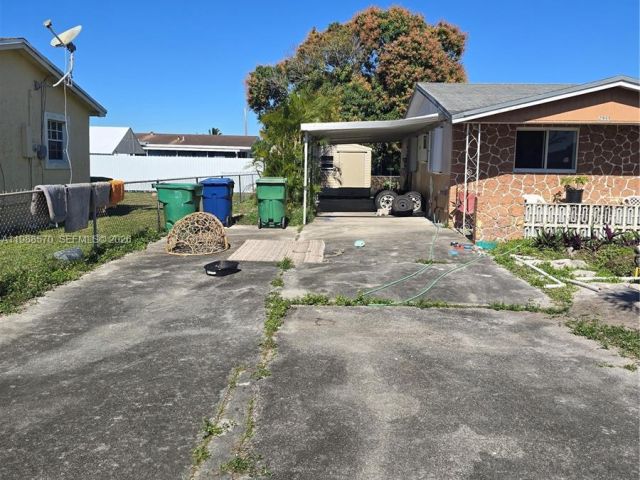 Продажа дома по адресу 2941 NW 210th Ter - фото 7521269