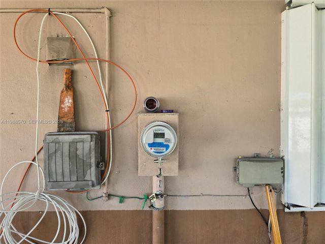 Продажа дома по адресу 2941 NW 210th Ter - фото 7521273