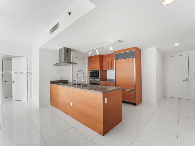 Квартира в аренду номер3311 - фото 7522797