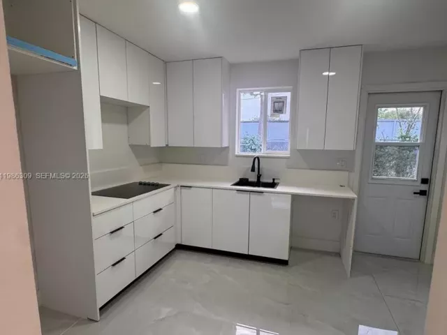 Продажа дома по адресу 1965 Breezy Ln - фото 7540027