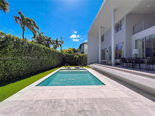 Продажа дома по адресу 561 Warren Ln - фото 8582617