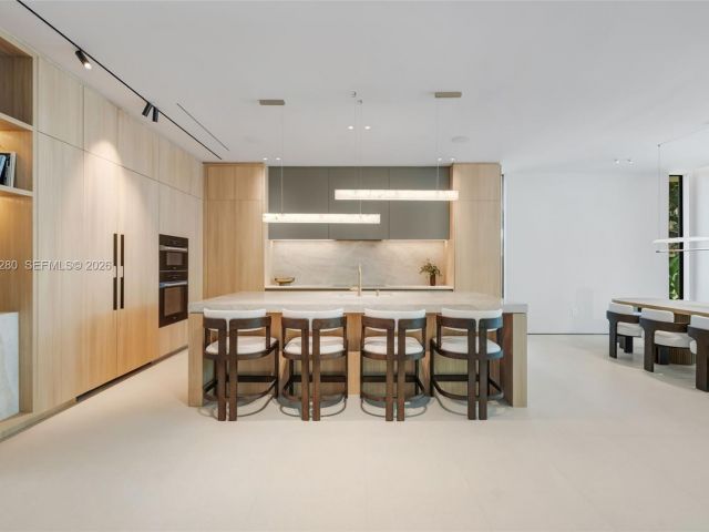 Продажа дома по адресу 3457 Oak Ave - фото 7524500