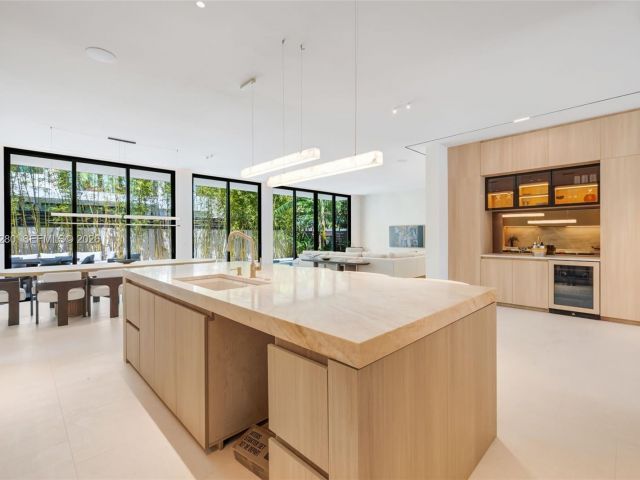 Продажа дома по адресу 3457 Oak Ave - фото 7524503