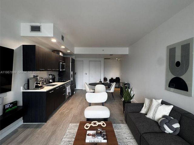 Продажа квартиры #2009 - фото 7533649