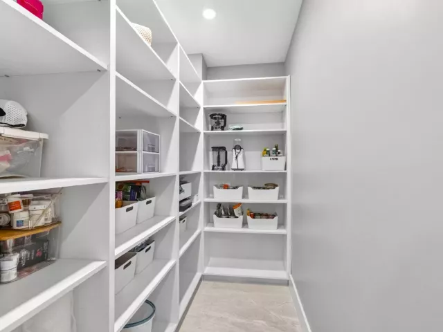 Продажа дома по адресу 724 SW 1st Avenue - фото 9357287