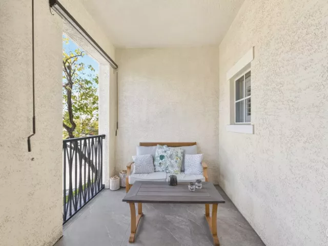 Продажа дома по адресу 724 SW 1st Avenue - фото 9357293