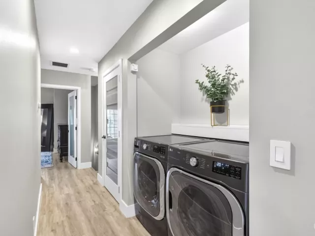 Продажа дома по адресу 724 SW 1st Avenue - фото 9357307