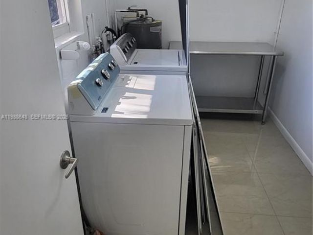 Дом в аренду по адресу 1016 NE 5th St 0 - фото 7523251