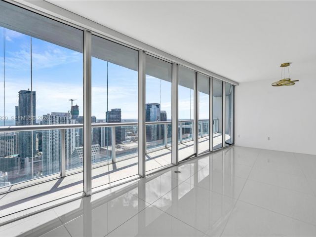 Квартира в аренду номер5601 - фото 7524428