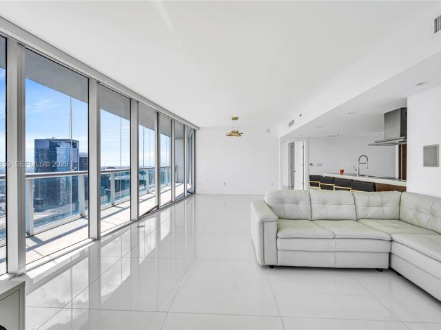 Квартира в аренду номер5601 - фото 7524429