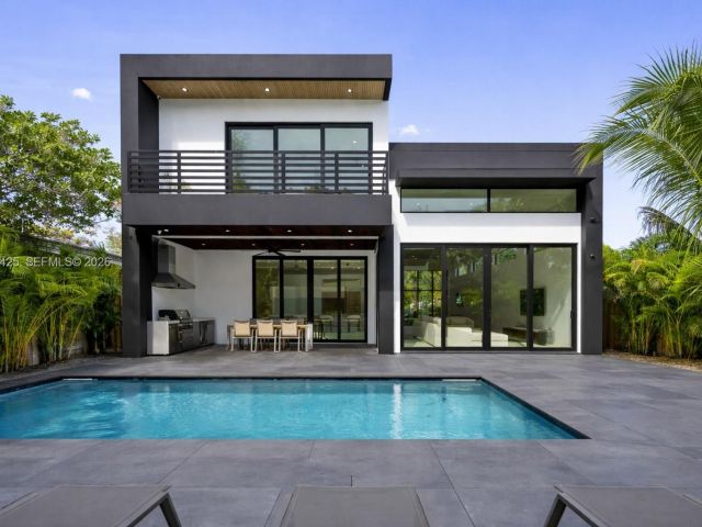 Продажа дома по адресу 280 NW 47th St - фото 7523332