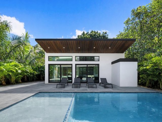 Продажа дома по адресу 280 NW 47th St - фото 7523333