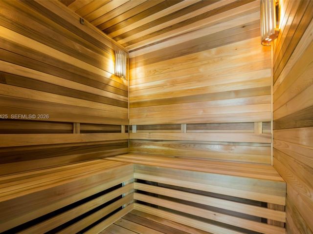 Продажа дома по адресу 280 NW 47th St - фото 7523341