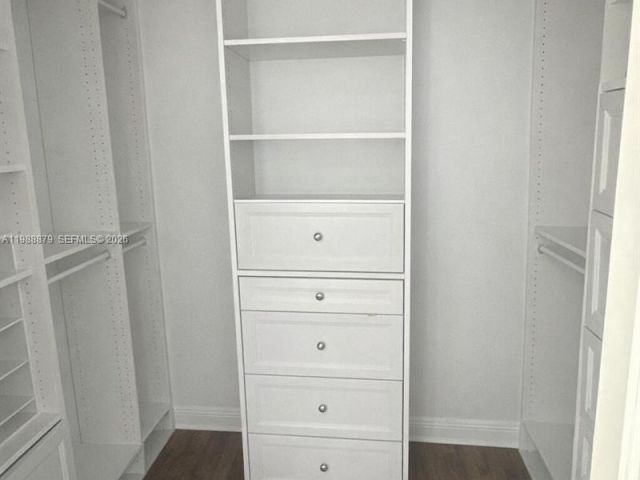 Продажа дома по адресу 4767 SW 154th Ave - фото 7524275