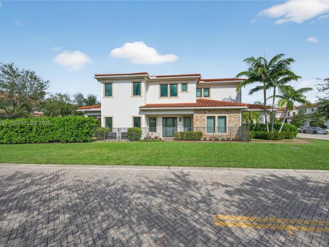 Продажа дома по адресу 5999 E Brookfield Cir E - фото 7531553