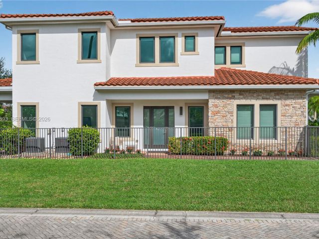 Продажа дома по адресу 5999 E Brookfield Cir E - фото 7531554