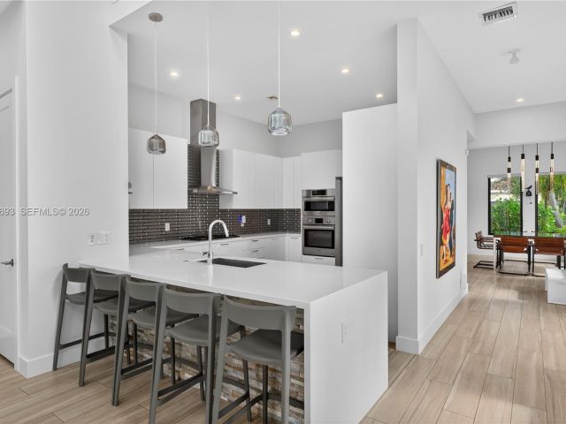 Продажа дома по адресу 5999 E Brookfield Cir E - фото 7531562