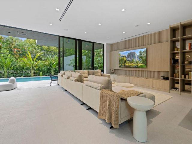 Продажа дома по адресу 4534 Sheridan Ave - фото 7523371