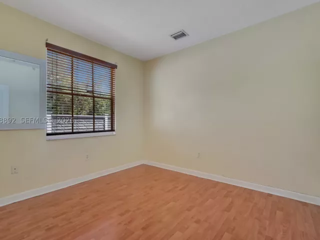 Продажа дома по адресу 1173 NW 135th Ct - фото 9129339