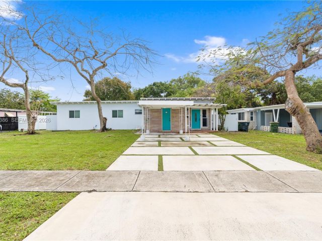 Продажа дома по адресу 1110 NE 130th St - фото 7523956