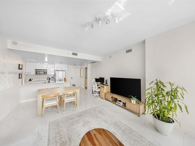 Продажа квартиры #T-2806 - фото 7536382