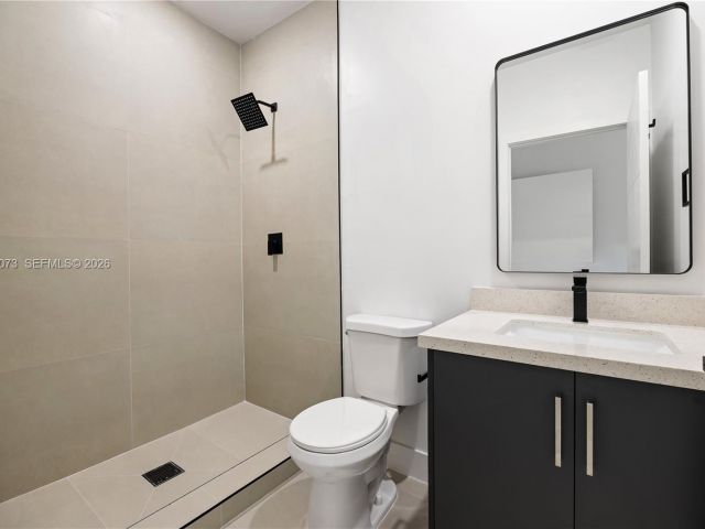 Дом в аренду по адресу 122 NW 5th Ave - фото 7524740