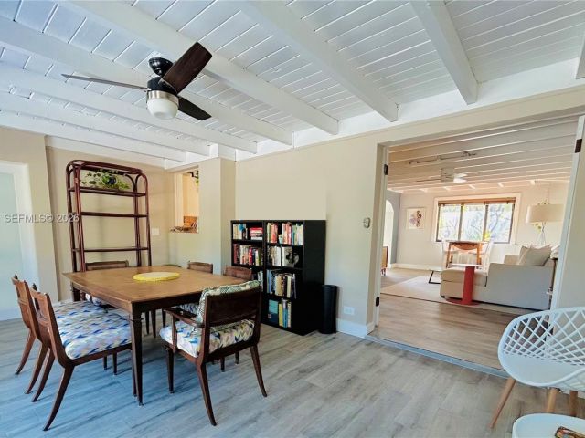 Дом в аренду по адресу 1175 NE 131st St - фото 7525894