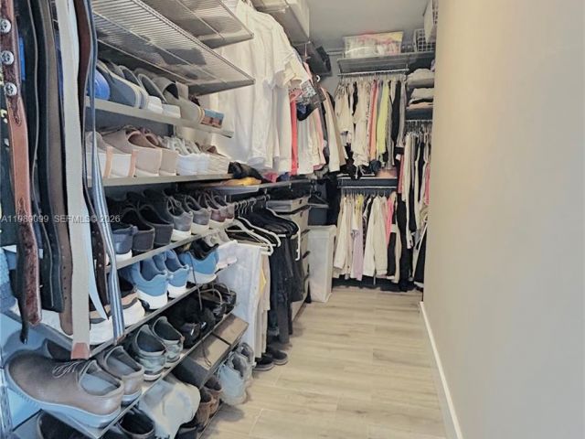 Дом в аренду по адресу 1175 NE 131st St - фото 7525901