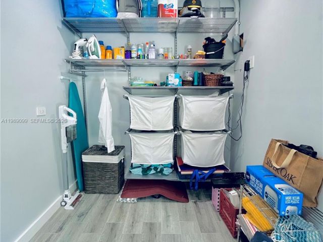 Дом в аренду по адресу 1175 NE 131st St - фото 7525903