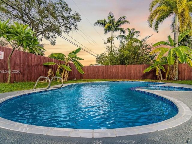 Продажа дома по адресу 3161 Riverland Rd - фото 7529951