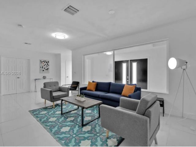 Продажа дома по адресу 3161 Riverland Rd - фото 7529956