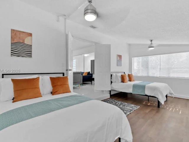 Продажа дома по адресу 3161 Riverland Rd - фото 7529958