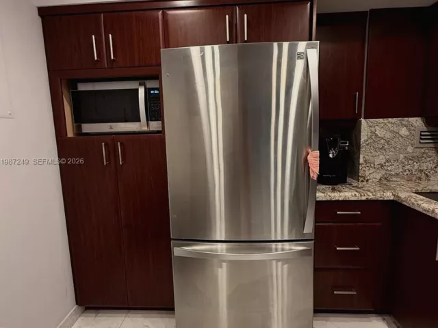 Продажа квартиры # - фото 7548861