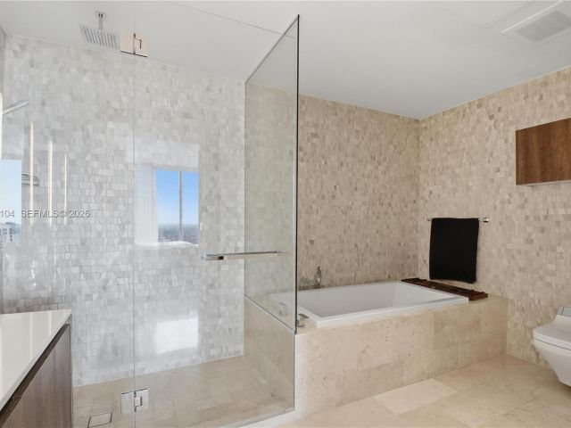 Продажа квартиры #2404 - фото 7533691