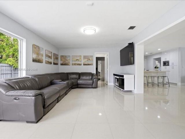 Продажа дома по адресу 3345 SW 109th Ct - фото 7525799