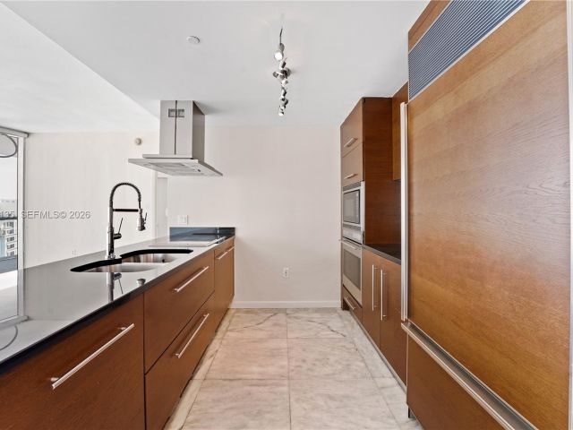 Квартира в аренду номер3904 - фото 7527445