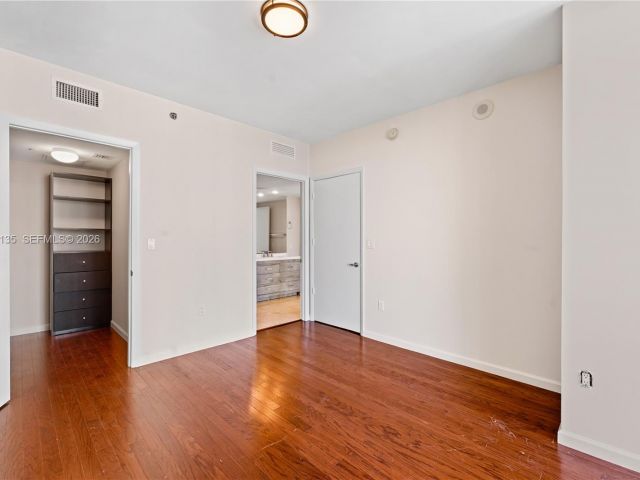 Квартира в аренду номер3904 - фото 7527460